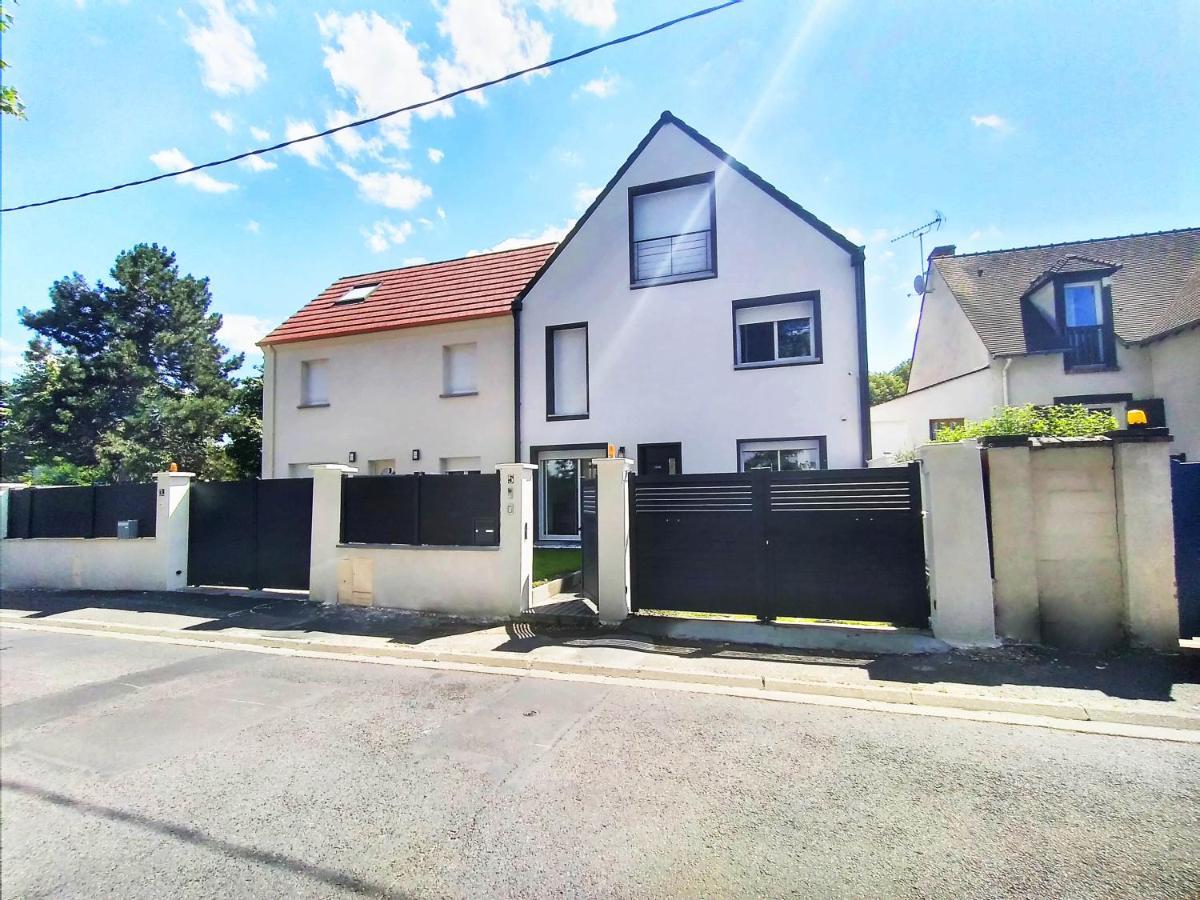Dream Of Mediterranean House, Jacuzzi, Bbq, Delices Ensoleilles Sartrouville Exterior photo